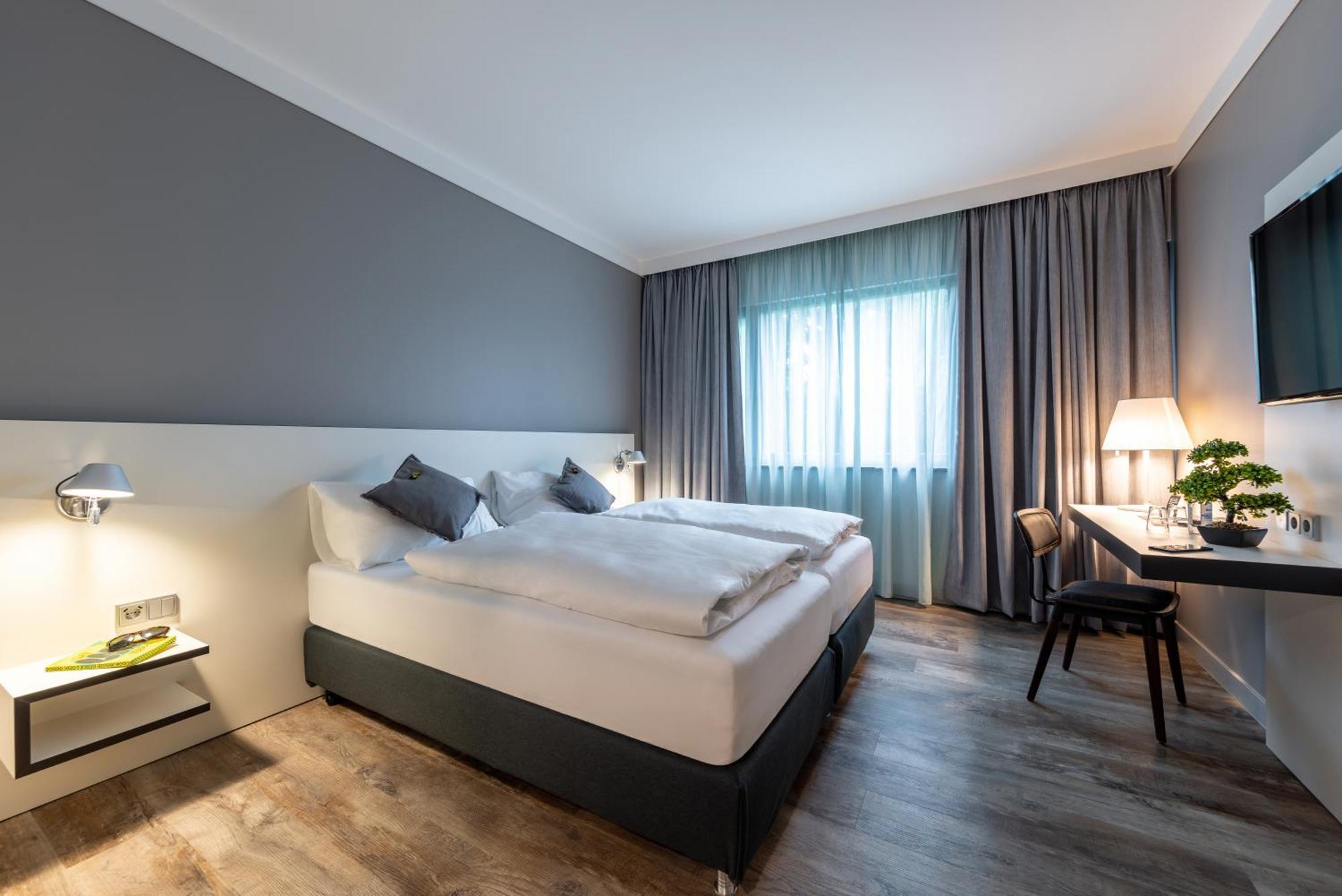 Hotel Leipheim Sued Luaran gambar