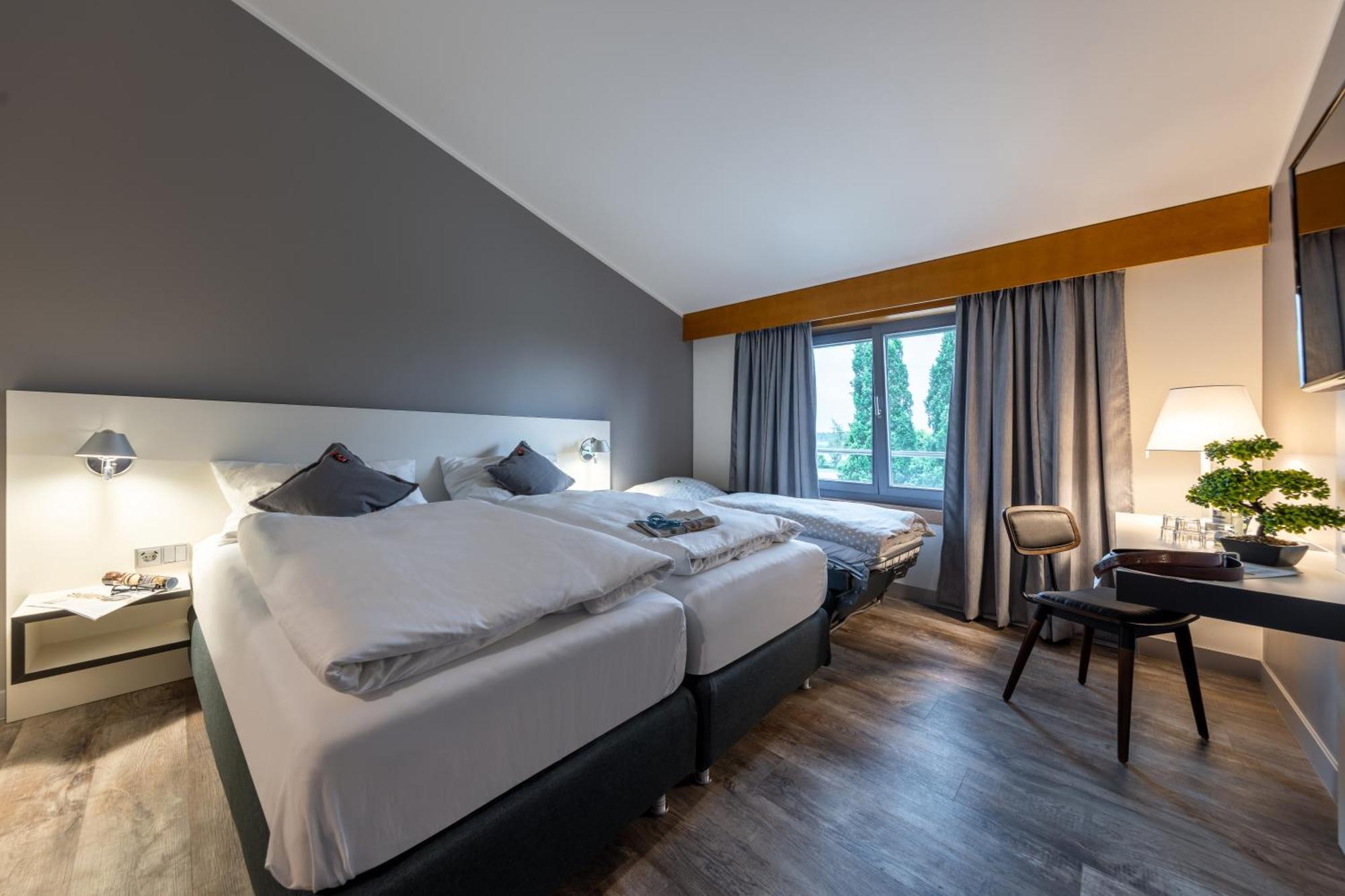 Hotel Leipheim Sued Luaran gambar